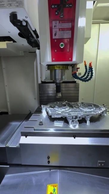 GNC Series Gantry CNC Mill Drill Machine With BT40 BT50 Spindle Taper Fully Automated