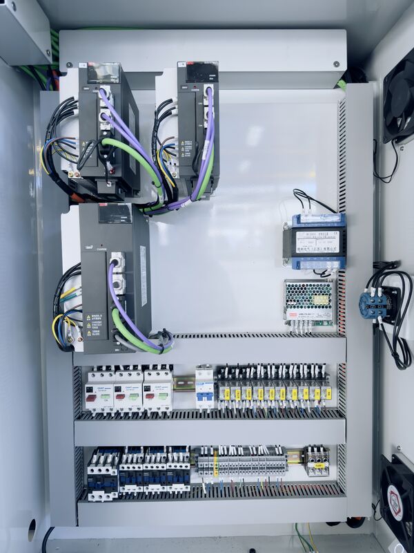 PT-Series CNC Gang Tool Lathe with HT300 Grade Cast Iron 8 in Chuck and 25x25mm Tool Holder
