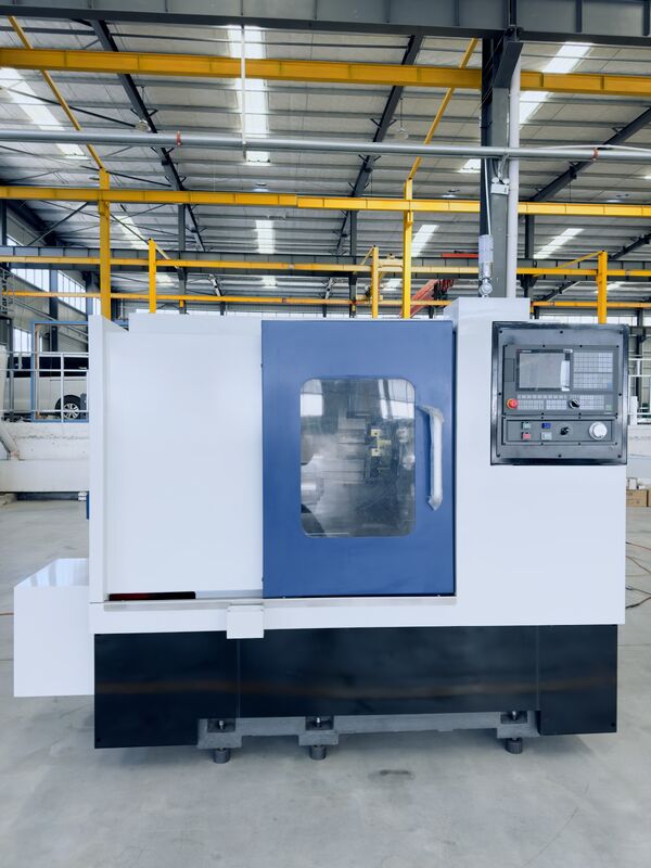 3 Axes Slant Bed CNC Turning Center Horizontal Lathes 600mm Z Travel 72mm Spindle Bore
