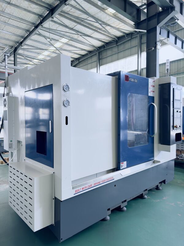 5.5KW 7.5KW Spindle Motor Power CNC Turning Center Lathes Turning Machines 50-3000r/Min
