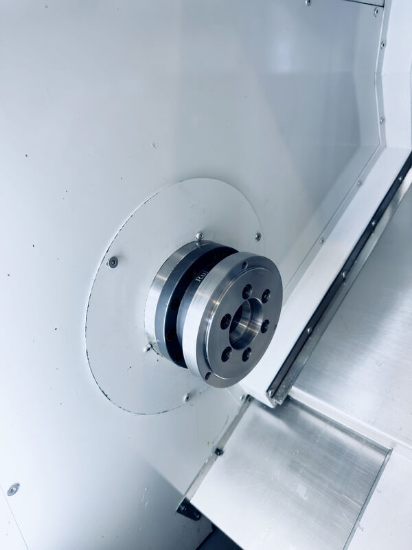 Slant Bed CNC Horizontal Lathe 6000r/Min X Axis Z Axis 8 6 4 Tool Post Stations