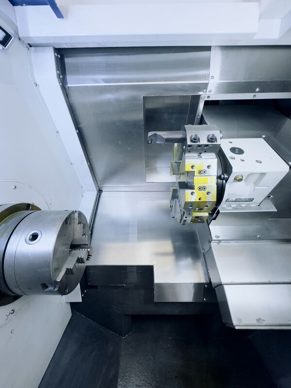 140mm X Eksen Seyahat CNC Dönüştürme Merkezi 50-3000r/Min 3 Eksen Hassas İşleme