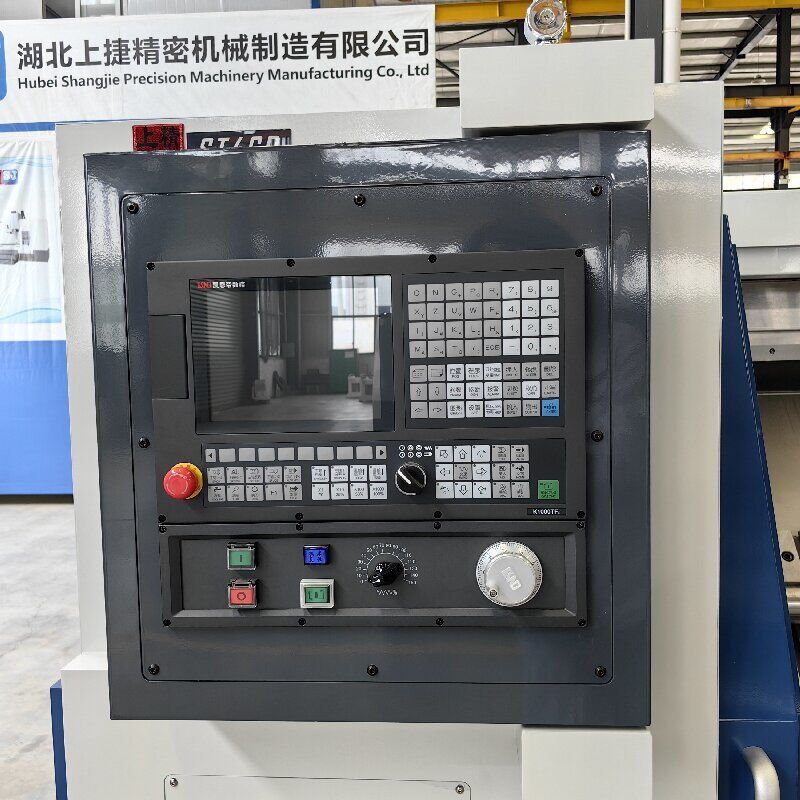 ST36 Slant Bed CNC Lathe with 570mm Max Processing Length 160mm Chuck and HT300 Grade Cast Iron