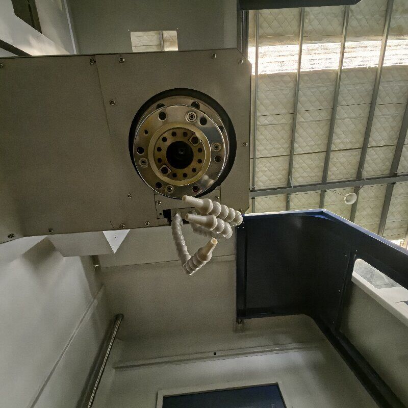 High Accuracy VMC955 Vertical Machining Center CNC with 910x560x560mm Travel and 0.005mm Repeatability